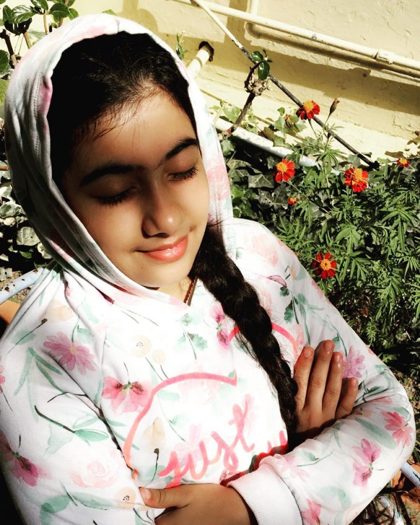 Ruhana Khanna in gangaa Zee World recent picture